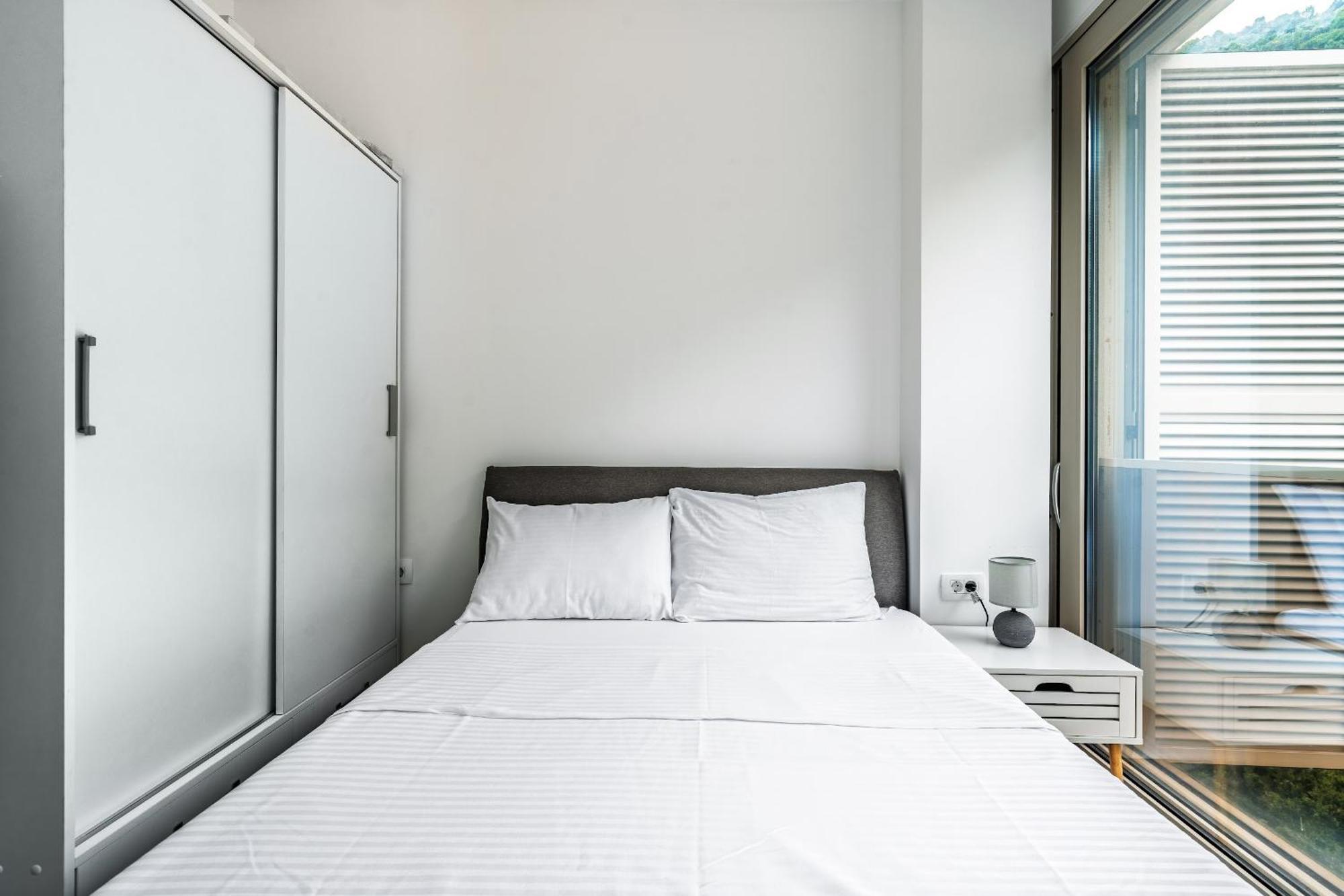 Aura Tower Aparments By In Property Rafailovici Ngoại thất bức ảnh
